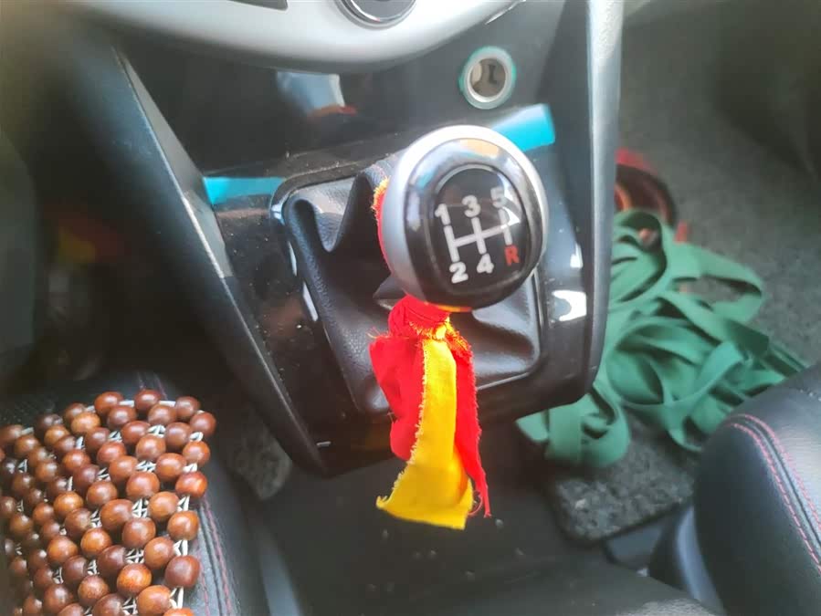 BYD S6 2015 car image #17