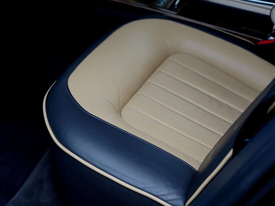 Volkswagen Pheaton 2012 immagine di auto #17