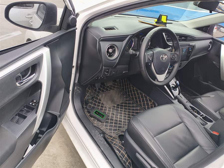 Toyota Corolla Hybird E+ 2021 immagine di auto #17