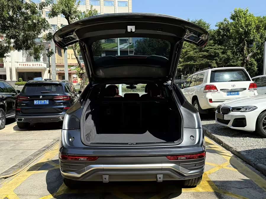 Audi Q5L Sportback 2022 #17 Audi Q5L Sportback 2022 car image #17