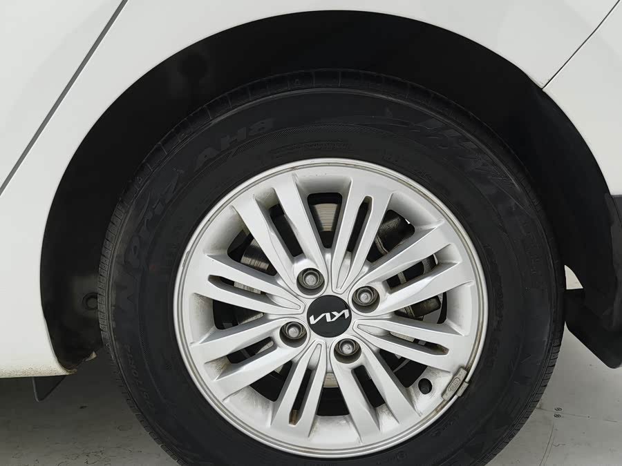 起亚 焕驰 2021 汽车图片 #17