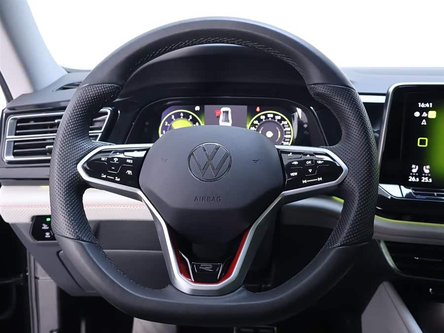 Volkswagen Teramont 2024 car image #17