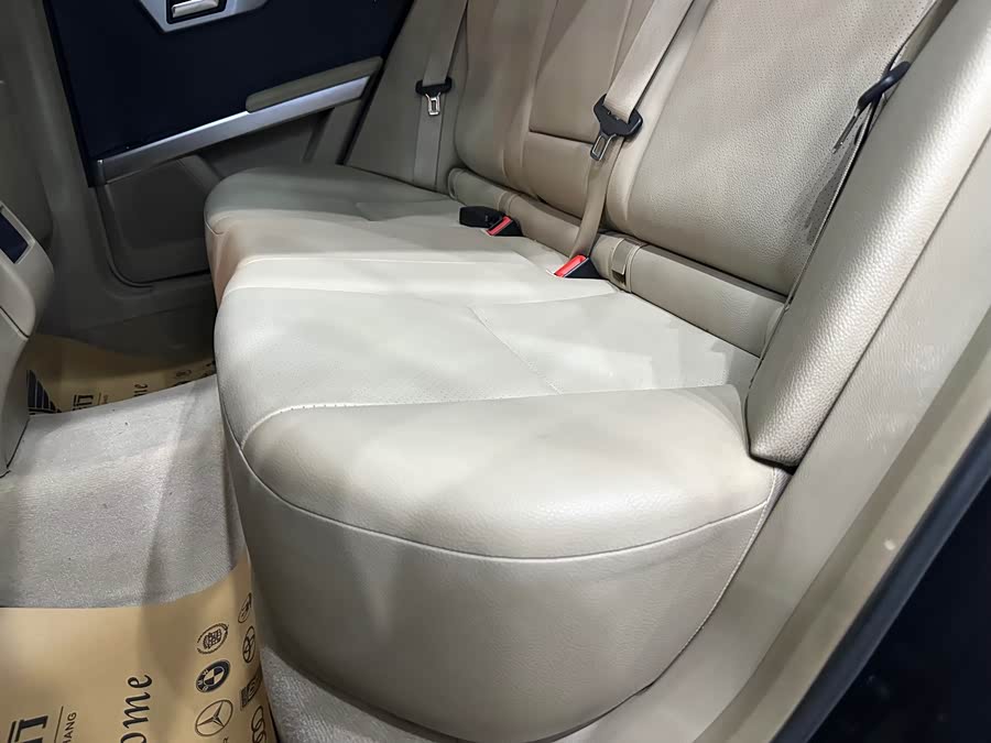 Mercedes-Benz GLK Class 2012 car image #17