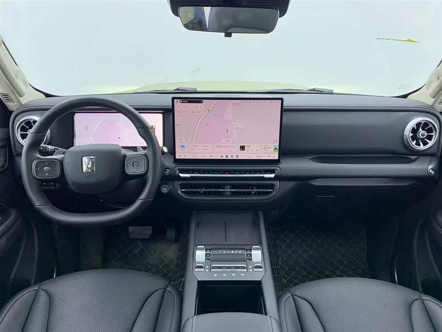 Tank 300 New Energy 2025 #17 Tank 300 New Energy 2025 car image #17