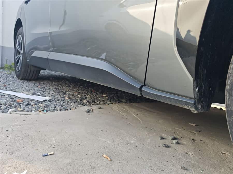 Toyota bZ4X 2024 immagine di auto #17