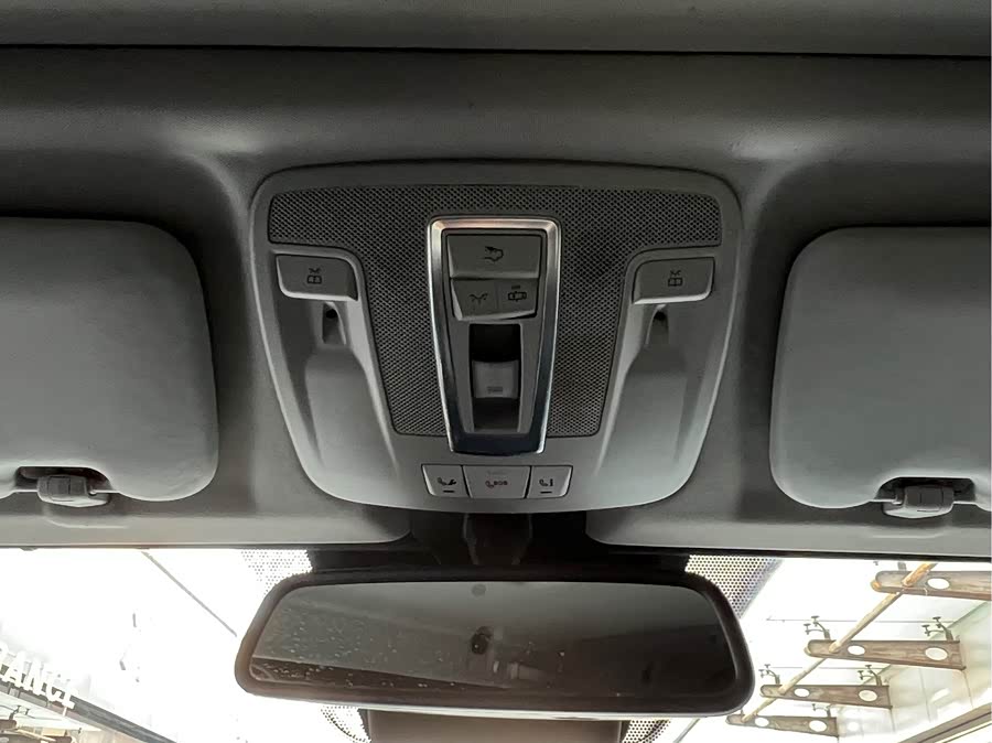 Mercedes-Benz G Class 2017 صورة سيارة #17