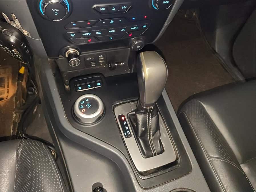 Ford Everest 2016 #17 Ford Everest 2016 car image #17