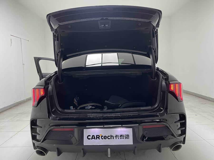 Lynk & Co 03 2022 car image #17