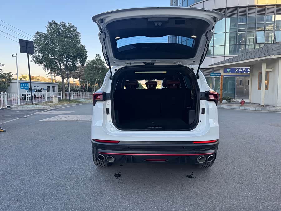 Jetour X70 PRO 2023 #17 Jetour X70 PRO 2023 car image #17