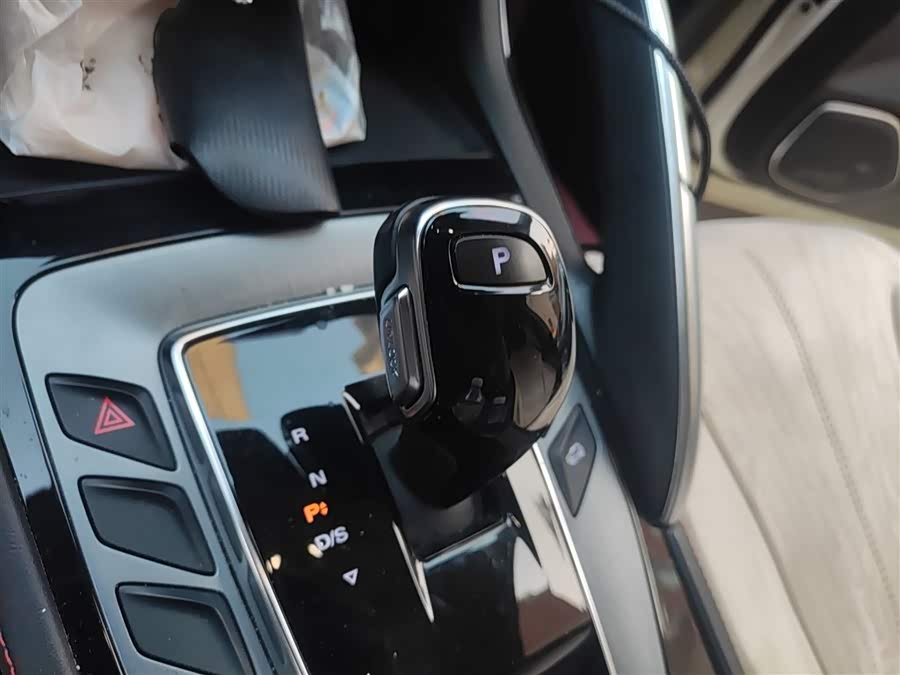 MG Pilot 2021 car image #17