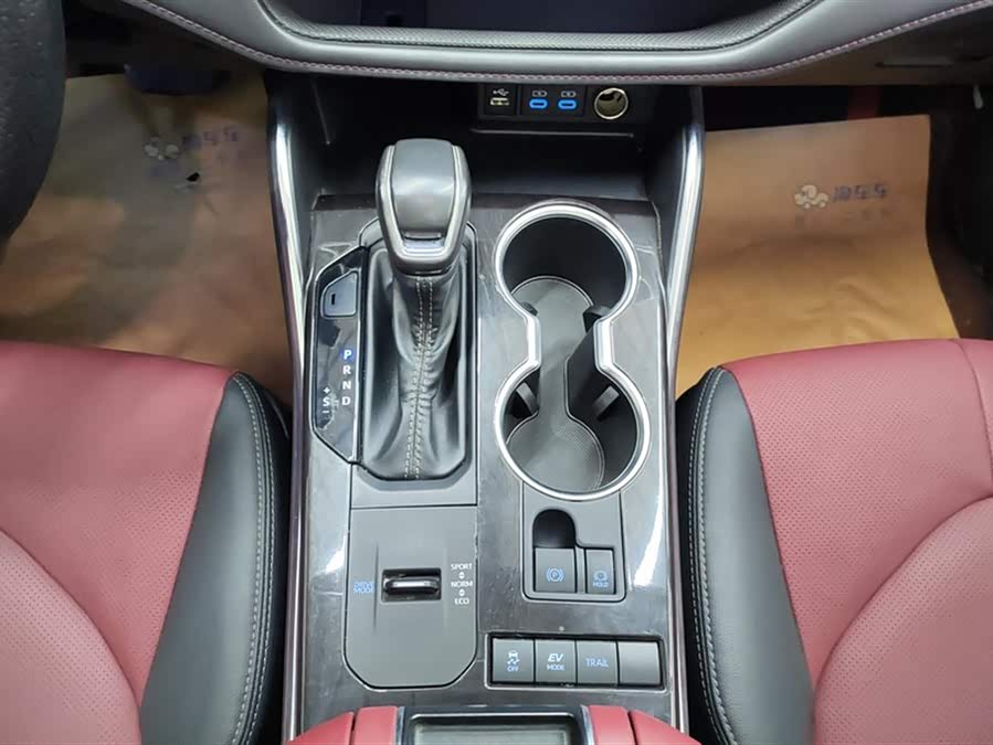 Toyota Crown Kluger 2022 car image #17