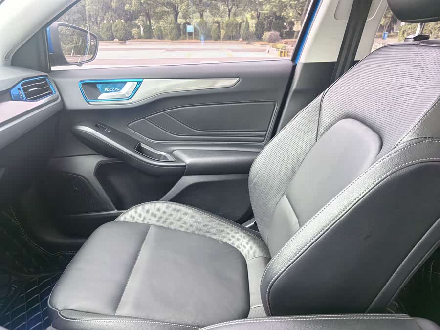 福特 福克斯 2020 汽车图片 #17