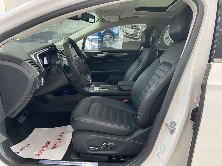 福特 蒙迪欧 2017 汽车图片 #17