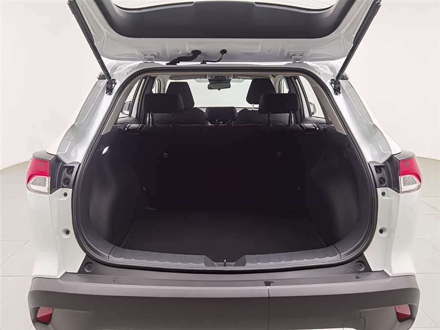 丰田 卡罗拉锐放 2025 汽车图片 #17