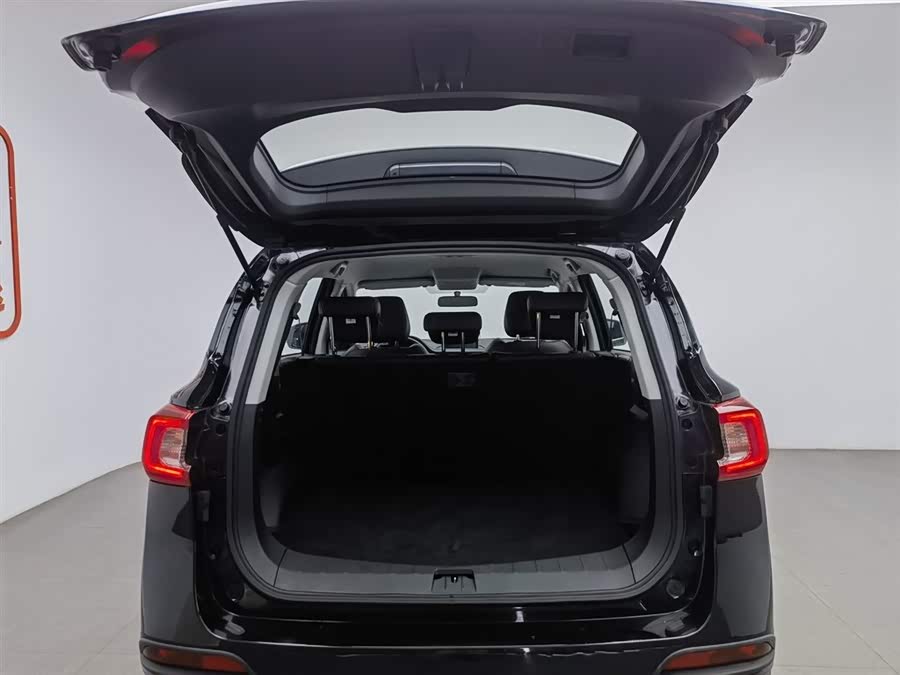 Forthing T5 2023 изображение автомобиля #17