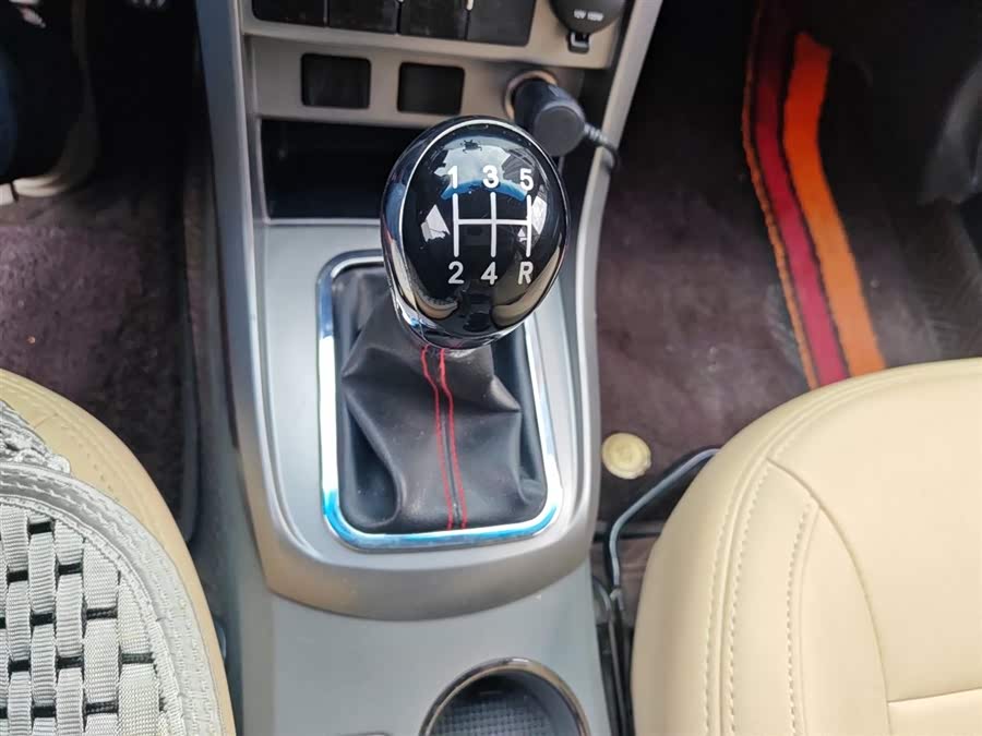 GEELY Emgrand Classic 2014 car image #17