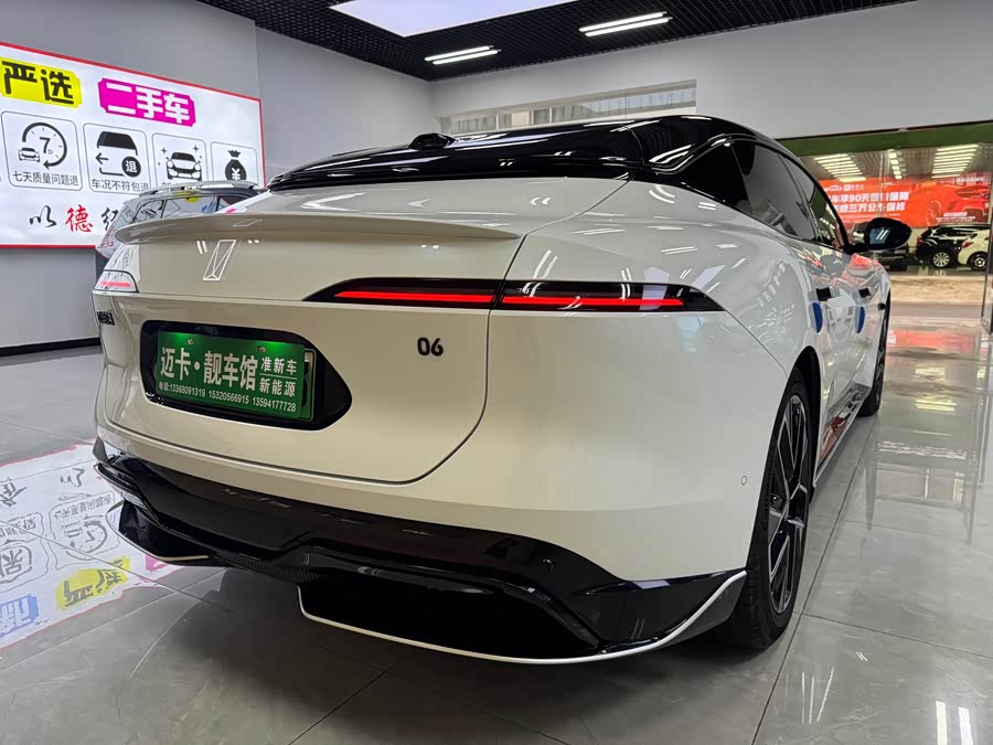 阿维塔 阿维塔06 2025 汽车图片 #17