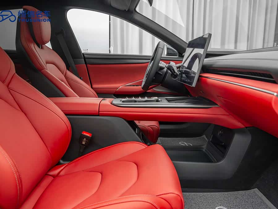 MI SU7 2025 car image #17