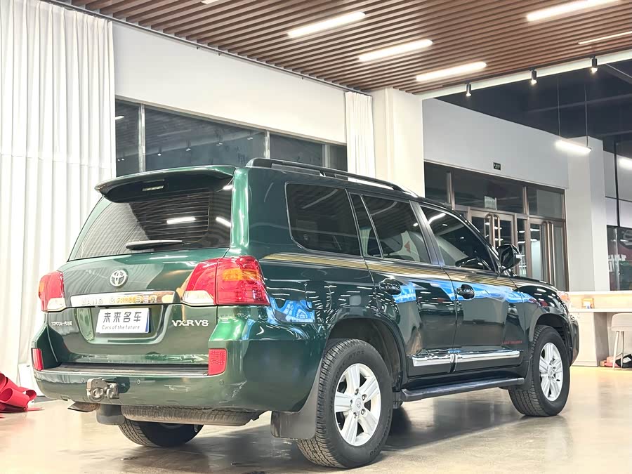 丰田 兰德酷路泽 2016 汽车图片 #17