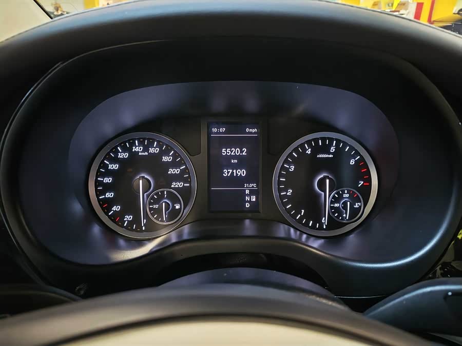 Mercedes-Benz Vito 2023 car image #17