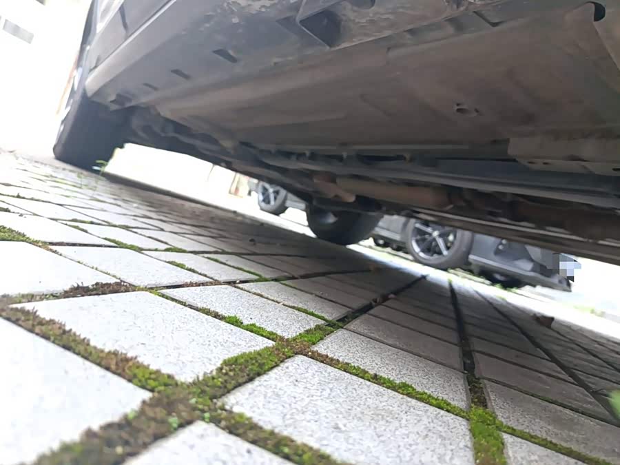 Forthing T5 2019 immagine di auto #17