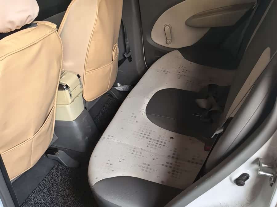 Chevrolet Sail 2014 immagine di auto #17