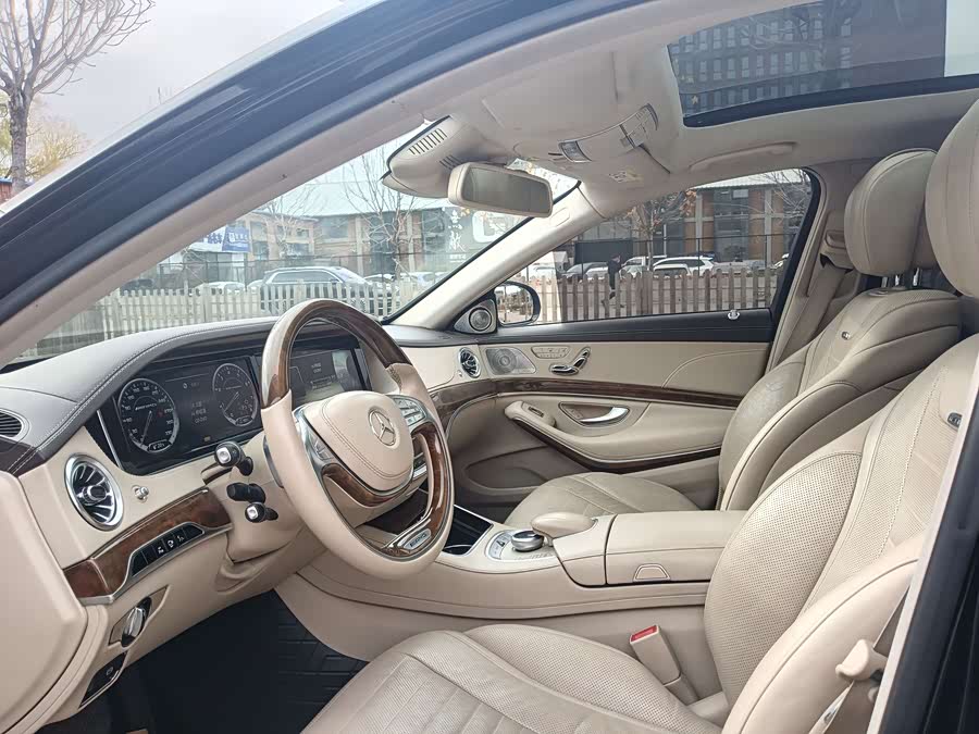 Mercedes-Benz S Class 2015 car image #17