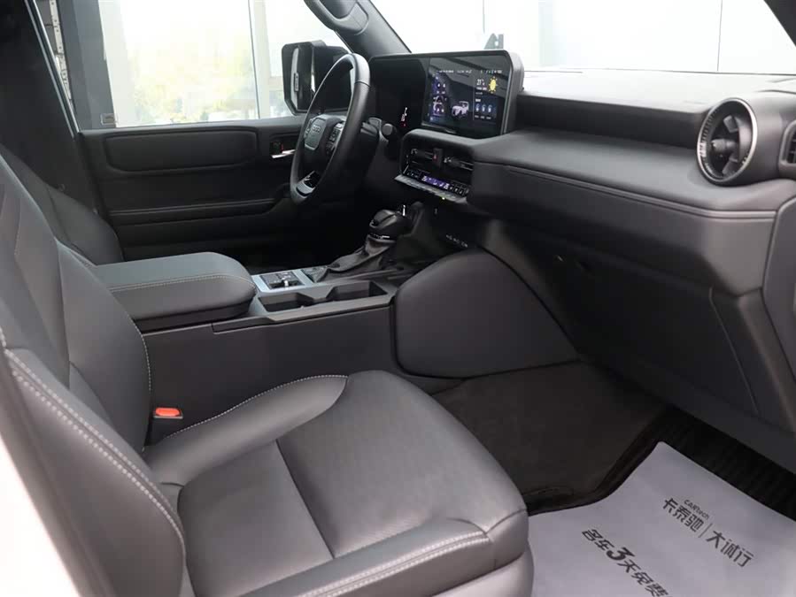 丰田 普拉多 2025 汽车图片 #17