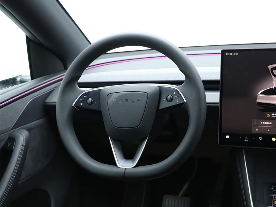 特斯拉 Model Y L 2025 汽车图片 #17