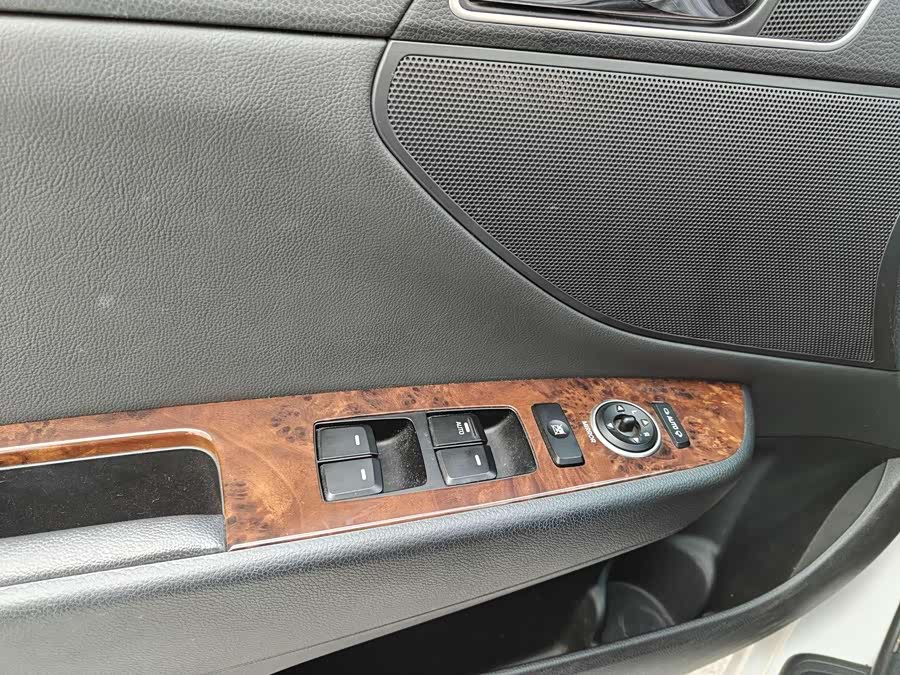 Hyundai Mistra 2014 #17 Hyundai Mistra 2014 car image #17