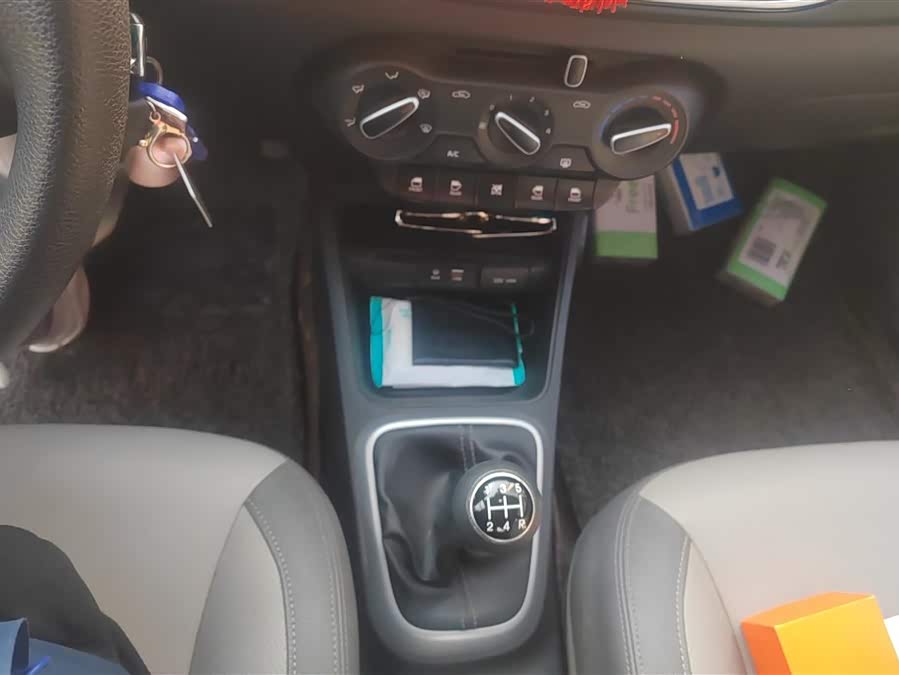 起亚 焕驰 2019 汽车图片 #17