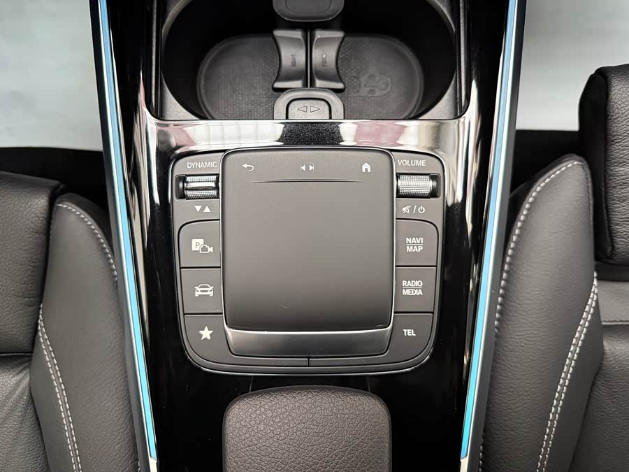 Mercedes-Benz EQB Class 2025 car image #17