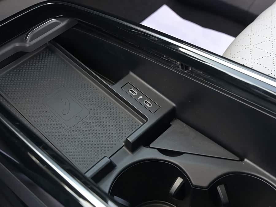 Volkswagen ID.6 X 2021 #17 Volkswagen ID.6 X 2021 car image #17