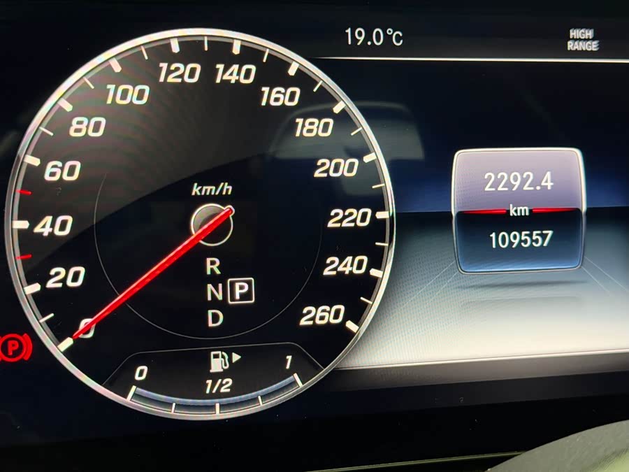 Mercedes-Benz G Class 2019 immagine di auto #17