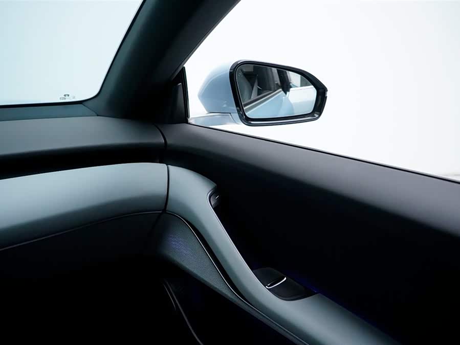 NIO ET5 2025 car image #17