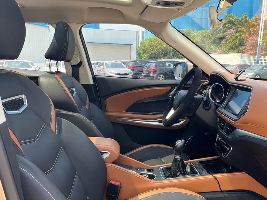 众泰 众泰T300 2017 汽车图片 #17