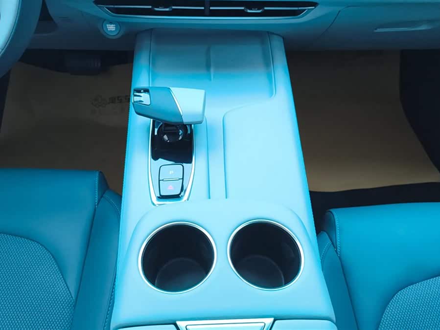 Changan UNI-Z 2025 car image #17