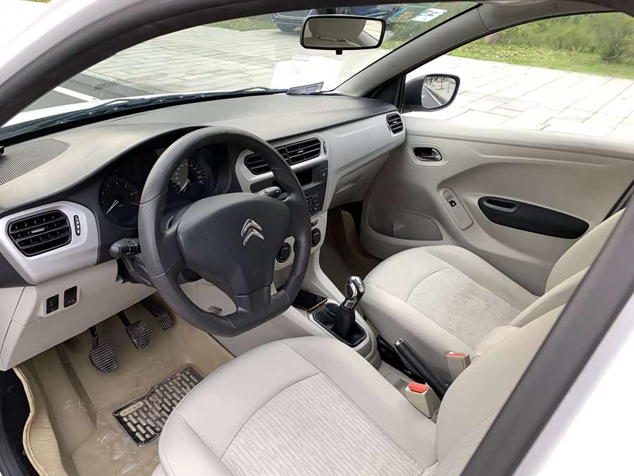 Citroen C-Elysée 2014 صورة سيارة #17