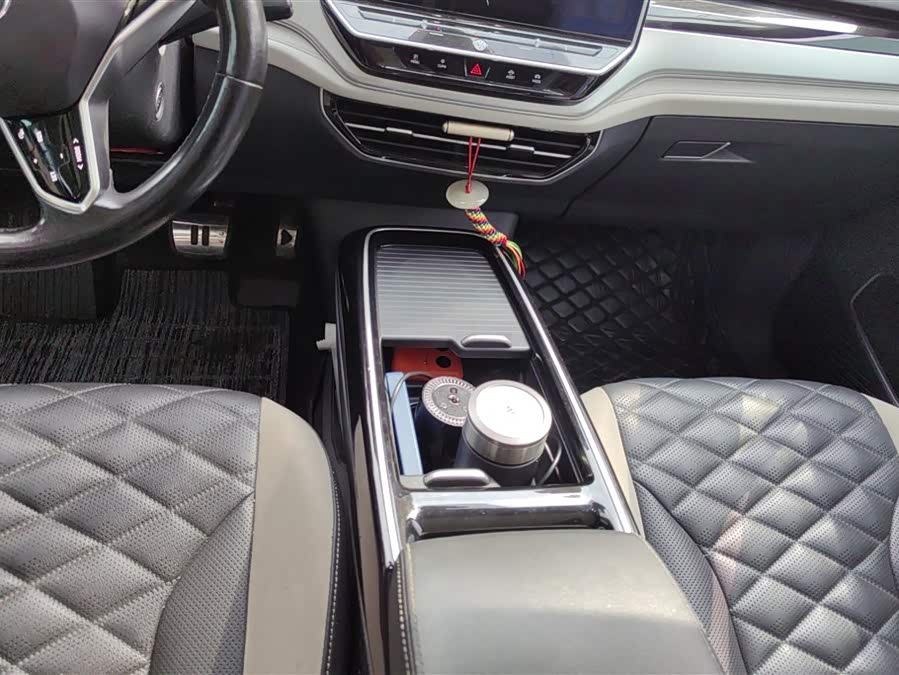 Volkswagen ID.6 Crozz 2021 car image #17