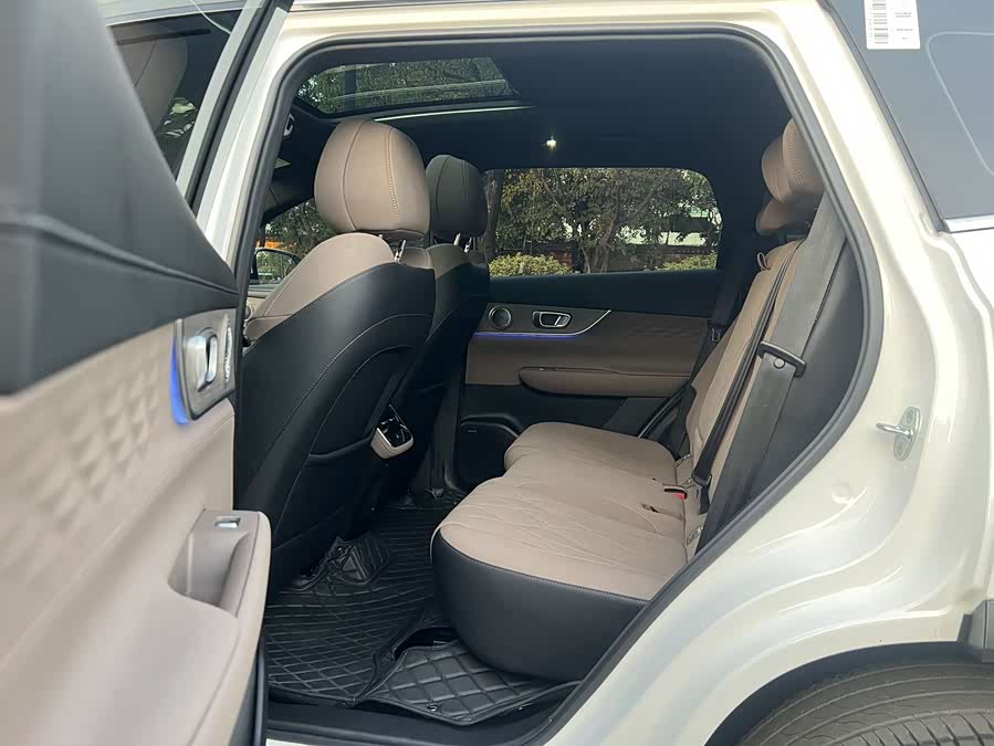 Chery Tiggo 8 Plus 2024 image de voiture #17