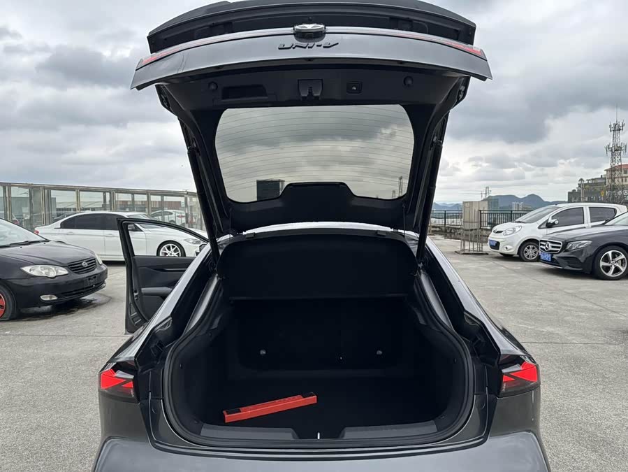 Changan UNI-V 2022 #17 Changan UNI-V 2022 car image #17