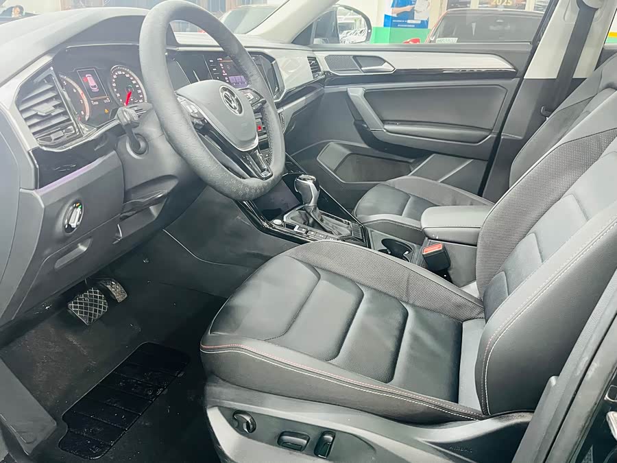 Volkswagen Tayron 2021 #17 Volkswagen Tayron 2021 car image #17