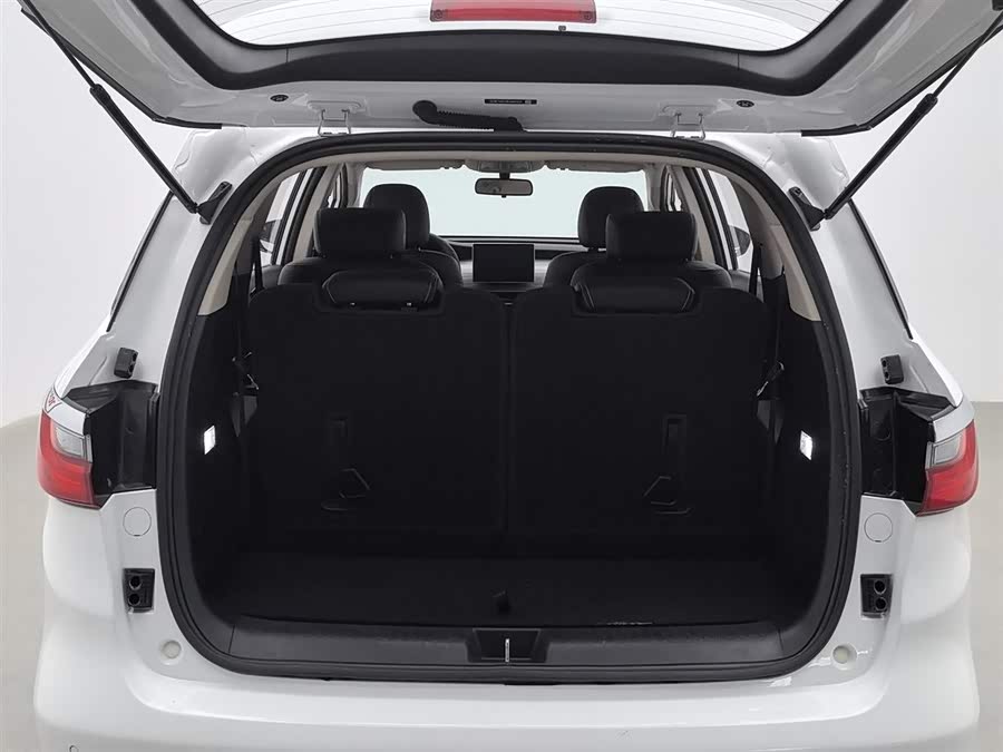 BYD Song MAX New Energy 2019 #17 BYD Song MAX New Energy 2019 car image #17