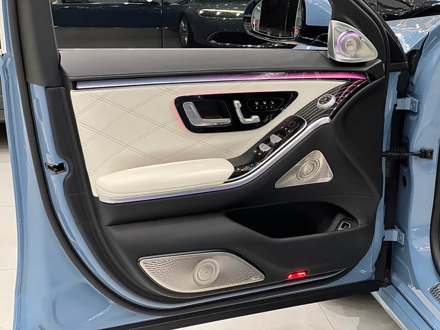 Mercedes-Benz Maybach S Class 2024 #17 Mercedes-Benz Maybach S Class 2024 car image #17