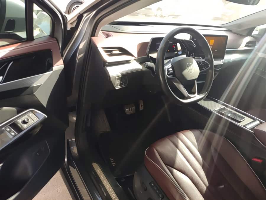 Volkswagen ID.6 X 2022 car image #17