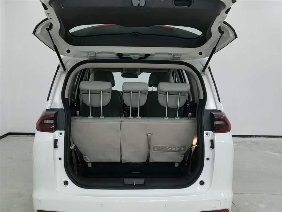 GAC Trumpchi M6 2019 car image #17