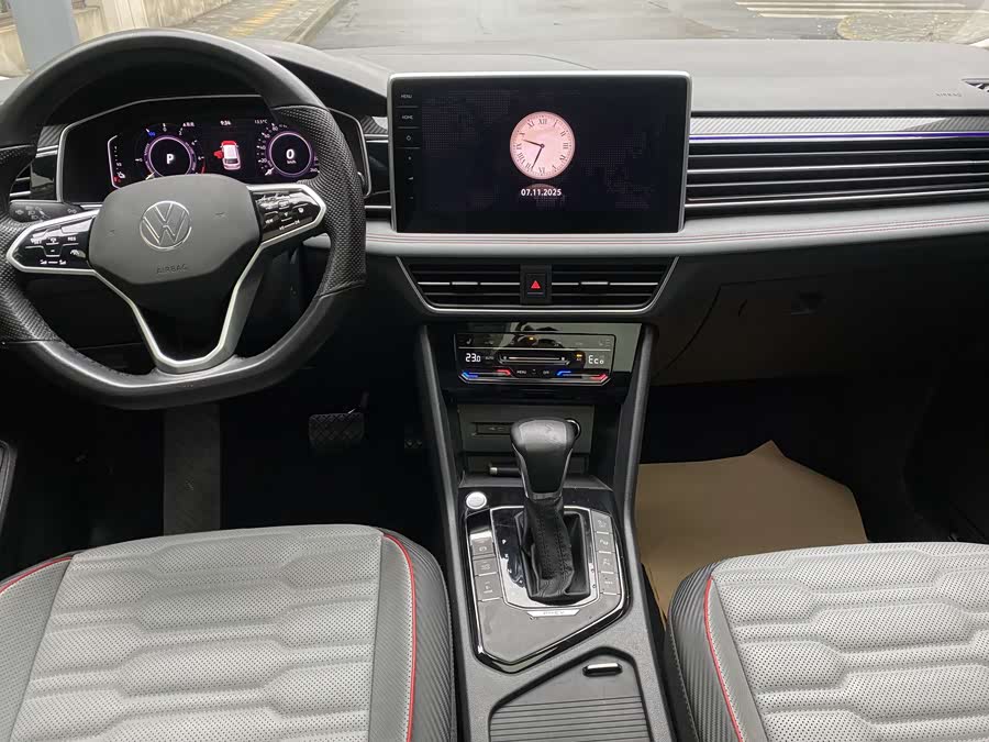 Volkswagen Tiguan L New Energy 2023 изображение автомобиля #17