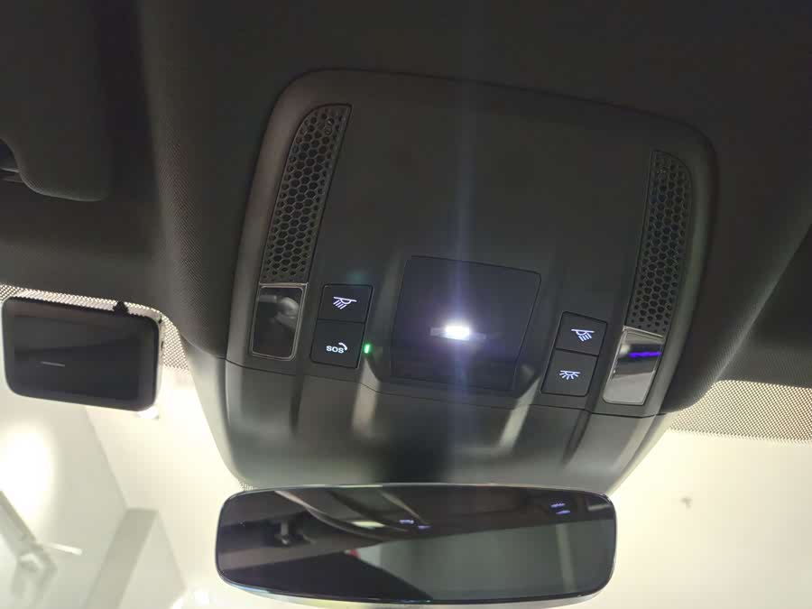 Audi e-tron GT 2024 #17 Audi e-tron GT 2024 car image #17