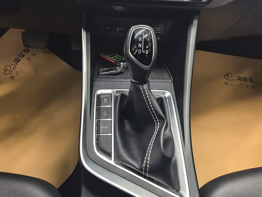 GEELY Vision X3 2021 car image #17