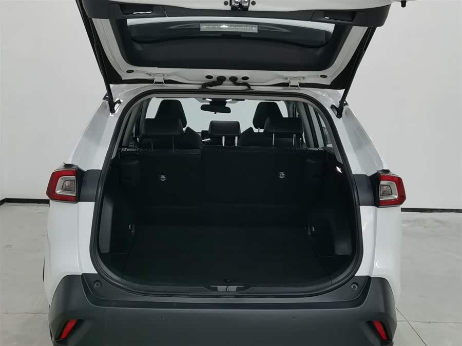 Kia Wildlander 2024 car image #17